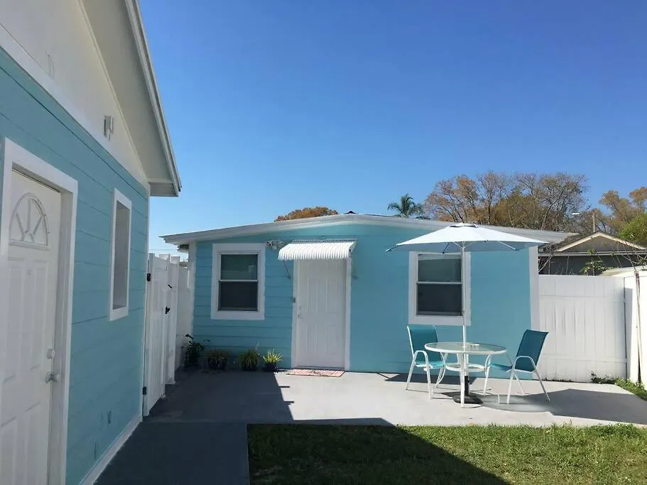 Apartment Lodging Near The Sun Tampa